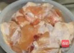 莲藕焖鸡翅根的做法图解2