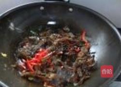 韭菜木耳炒蛋的做法图解4