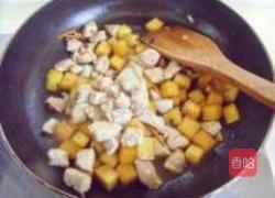 南瓜鸡丁玉米饭的做法图解5