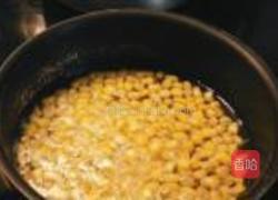 鸡米玉米粒的做法图解2