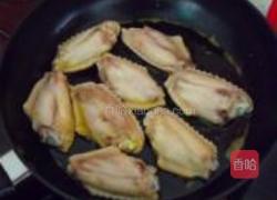 蚝油焖鸡翅的做法图解2