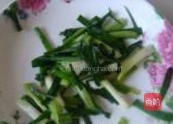 小葱拌萝卜的做法图解3