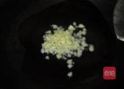 素红酱意面的做法图解3