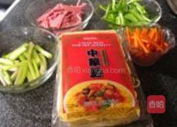 四丝炒面的做法图解1
