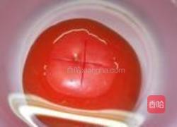 大眼鸡煮番茄的做法图解1