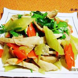 莴笋椒油鸡丝的做法[图]