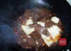 鱼香肉末黑白豆腐的做法图解8