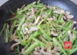 榨菜青椒肉丝的做法图解12