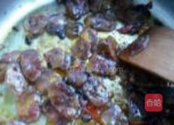 青蒜炒腊肠的做法图解6