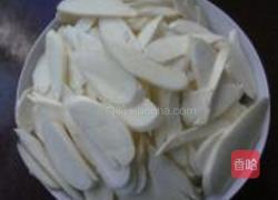 茭白炒鸡胸脯的做法图解2