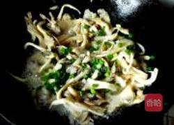 平菇烧肉的做法图解2