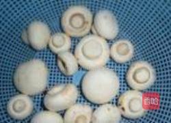 鲜蘑肉片的做法图解1