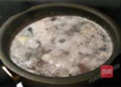 排骨菜干苹果汤的做法图解3