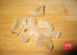 天麻骨头汤的做法图解3