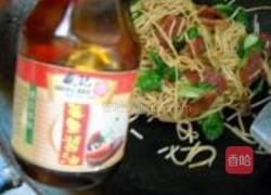 腊肠青菜炒面的做法图解7