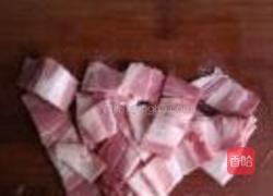 培根炒包菜的做法图解1