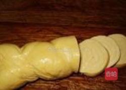 素鸡炒蒜薹的做法图解1