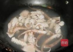 辣味青椒炒鱿鱼的做法图解3