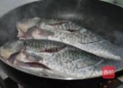 橄榄鲫鱼汤的做法图解6