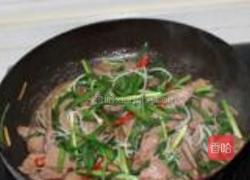 韭菜豆芽炒猪肝的做法图解7