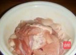 茶树菇炖肉的做法图解3