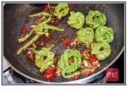 鱼香豇豆圈的做法图解17