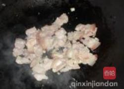 黄瓜炒五花肉的做法图解3