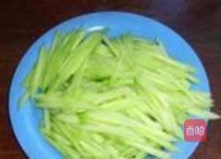 黄瓜炒金针菇的做法图解4