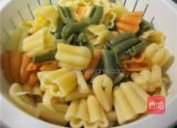 龙利鱼烩意面的做法图解4