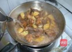 榛蘑炖鸡腿的做法图解14