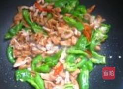 青椒炒卤味的做法图解6