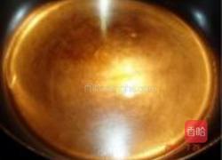 韭菜炒鸡蛋猪肉碎的做法图解1