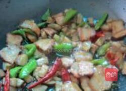 腊肉炒茄丁的做法图解9