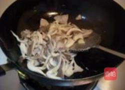 蘑菇小炒的做法图解4