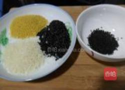 黑米黑芝麻米糊的做法图解1