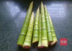 酸菜炒小笋的做法图解1