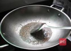 鱿鱼芥兰炒米粉的做法图解12