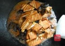 木耳蓑衣干烧鸡腿的做法图解7