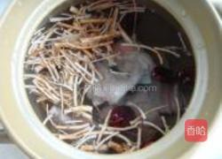 五指毛桃煲猪骨的做法图解6