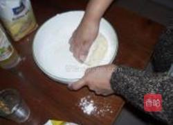 奶酪夹心面包的做法图解2