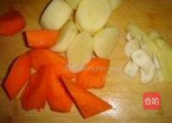 土豆焖排骨的做法图解3