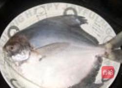 清蒸鲳鱼的做法图解1
