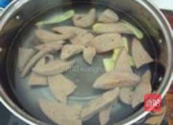肝尖菠菜汤的做法图解4