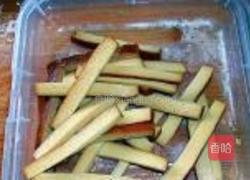 芹菜香干肉丝的做法图解3