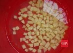 苏子叶泡菜烧土豆的做法图解1