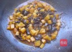 苏子叶泡菜烧土豆的做法图解8
