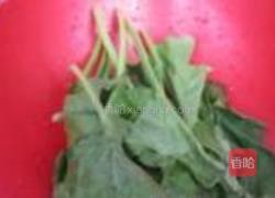 陈醋菠菜花生米的做法图解1