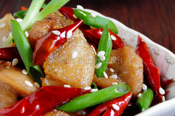 麻辣鸡丁