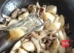 什菇山药煲的做法图解10
