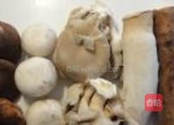 什菇山药煲的做法图解1